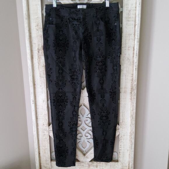 Bisou Bisou Women's Skinny Velvet Damask Print Denim Jeans in Black - Picture 1 of 6